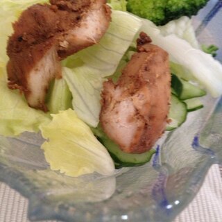 鶏肉で☆野菜サラダ(*^^*)☆